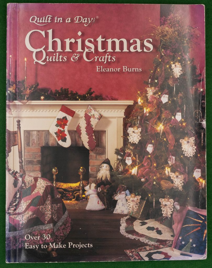 Book Cover: Christmas Quilts & Crafts